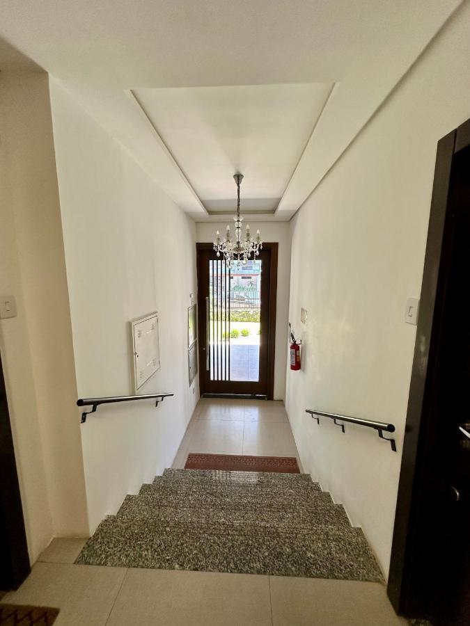 Beachside Retreat: Steps From Farol Hill And Violão Lagoon